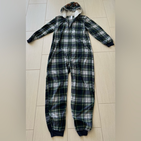 Size L mens pajama onesie, ask for measurements!! - Picture 1 of 3